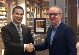 Verleihung an Portmann zum Habanos Speicalist