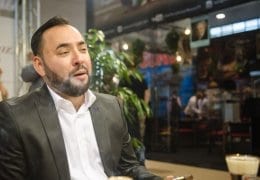 Oscar Valadares - A Cigar for Kings