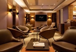 Davidoff Penisula Lounge
