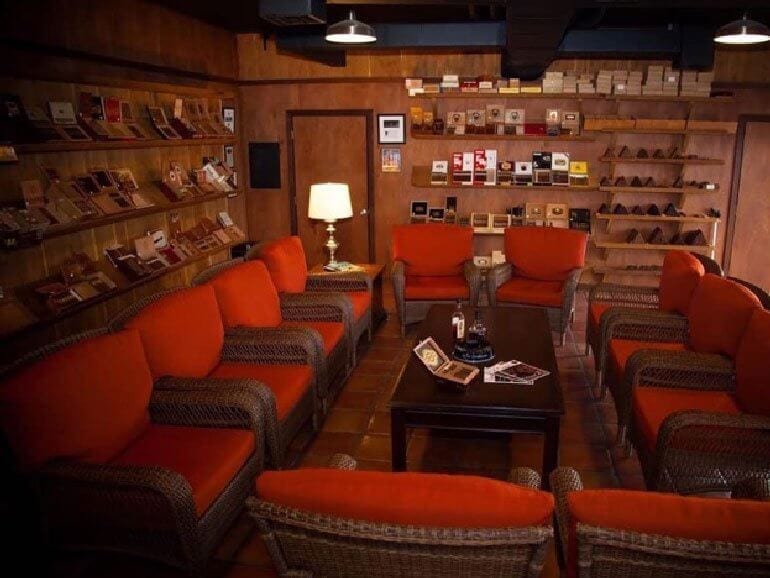 Freedom Cigars Lounge